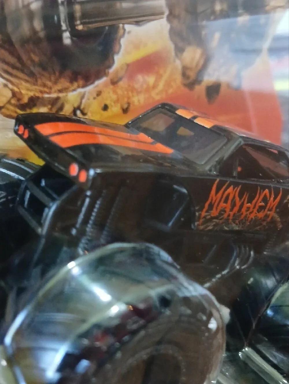 Classroom Crusher vs Mayhem Monster JAM Monster Trucks - Yellow & Black